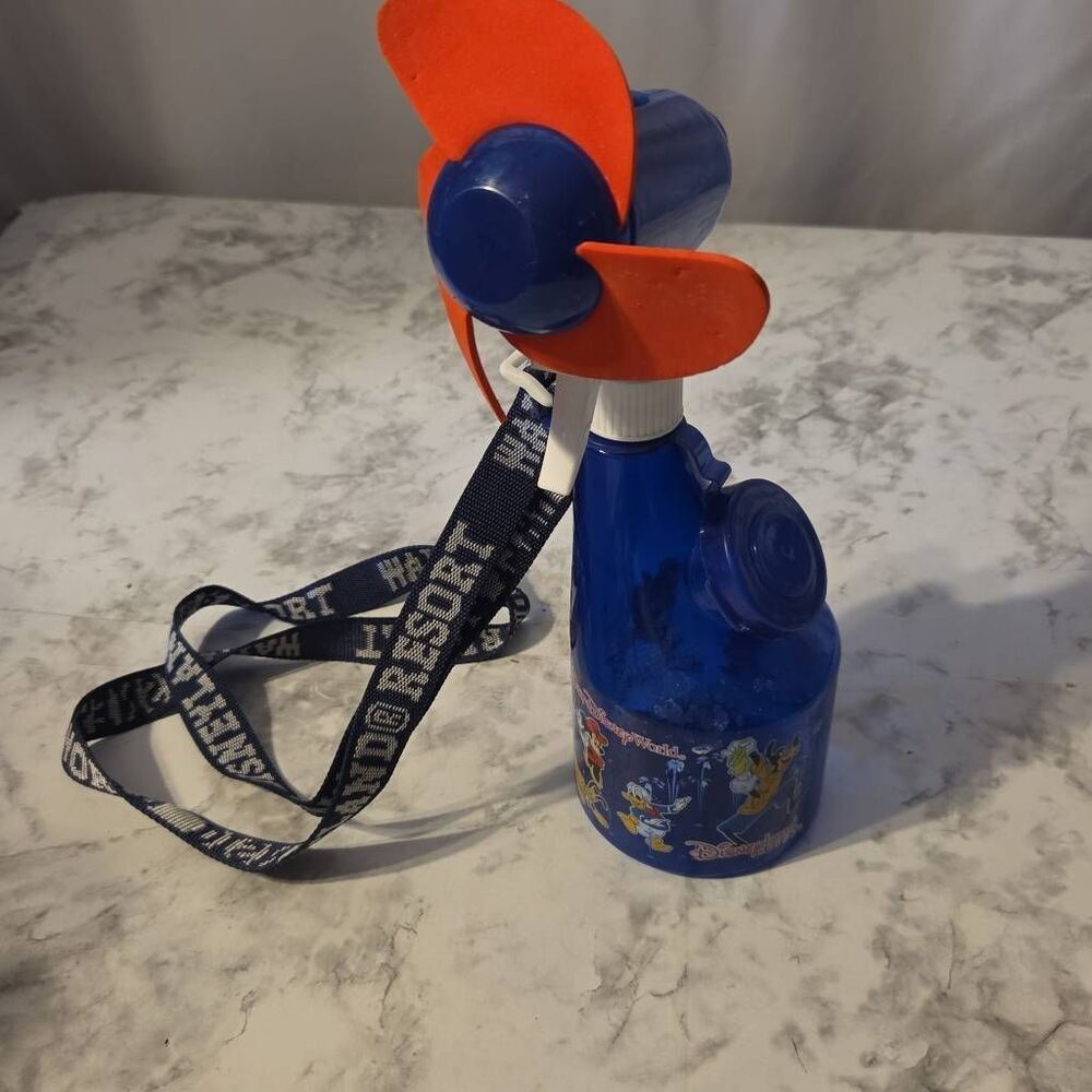 Vintage Walt Disney World Resort Spray Bottle‎